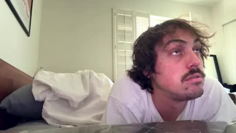 im_nervous online show from April 4, 10:40 pm