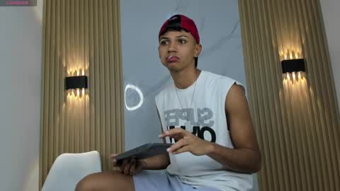 im_sebaslopez online show from January 12, 4:00 am