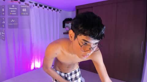 CAMILO dont forget to leave your thumb up 3 online show from November 30, 3:19 am