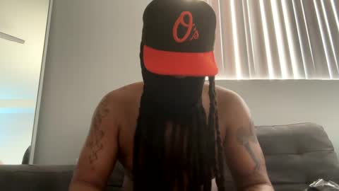 imstraightt18 online show from December 3, 11:24 pm