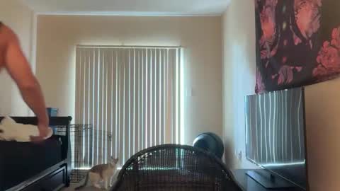 Inmate1993 online show from September 21, 9:15 pm