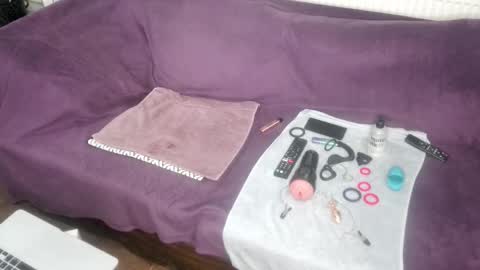 indian_exhibitionist online show from February 21, 12:00 am