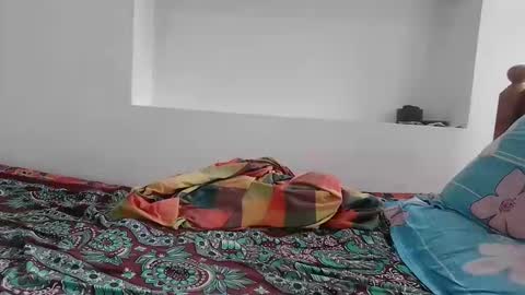 indianbabiboy online show from February 3, 5:27 am