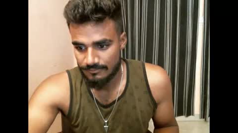 indian slim boy with big for u online show from June 5, 1:54 am