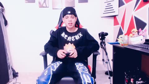 matias online show from February 7, 4:37 am