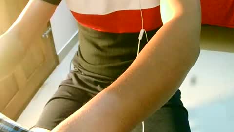 Inglorious Hairy Uncut online show from December 19, 8:34 pm