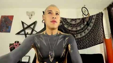 Dani  online show from November 28, 8:00 pm