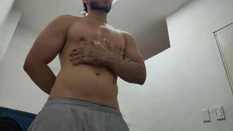 INSTAGRAM  camilodlx online show from December 1, 4:10 pm