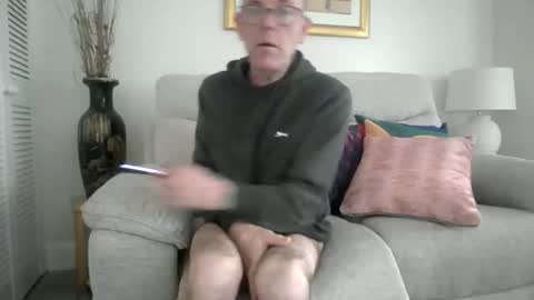 inthemood63 online show from March 31, 4:31 pm