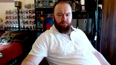 twitter theirishman205 online show from October 6, 8:41 am