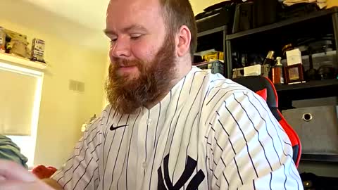 twitter theirishman205 online show from October 25, 3:36 pm