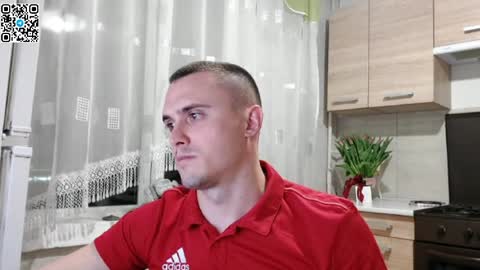 Anton online show from April 10, 7:10 pm