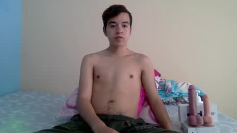 irondante01 online show from March 13, 1:08 pm