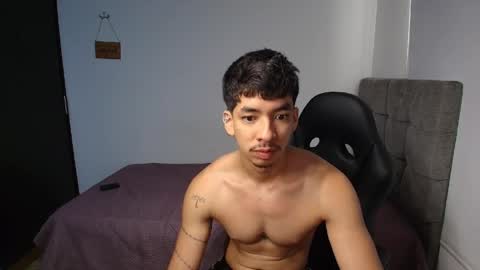 muscle isaac online show from April 25, 7:55 pm