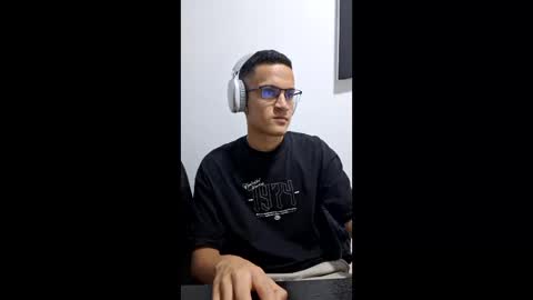 Isaac online show from March 5, 4:31 am