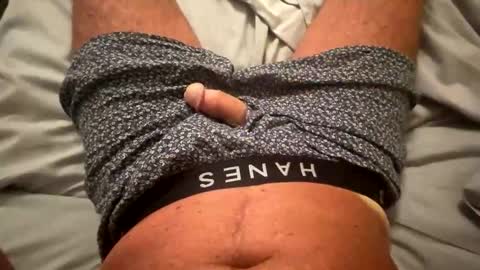 isemencum18 online show from June 11, 1:42 pm
