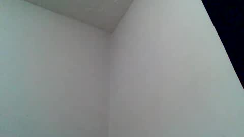 islandmaker online show from September 19, 11:37 pm