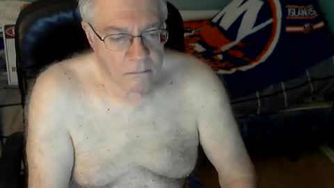 islesman22 online show from June 8, 9:21 am
