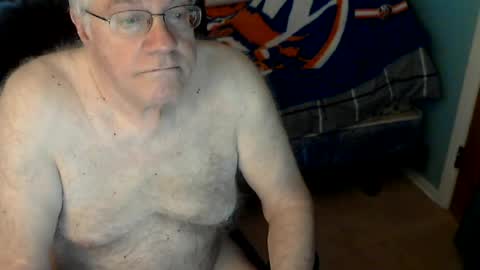 islesman22 online show from June 16, 9:33 am