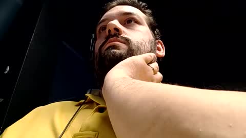 Snapshot of italianbigboy93 chatting on October 10, 10:20 am italianbigboy93 online show from October 10, 10:20 am