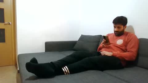 Snapshot of italianboybcn chatting on January 3, 11:44 pm italianboybcn online show from January 3, 11:44 pm