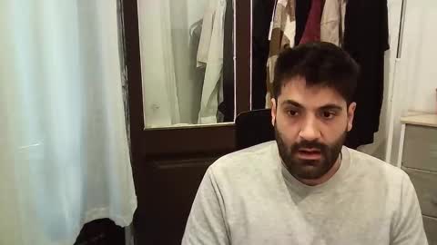 italianboybcn online show from November 11, 8:41 am