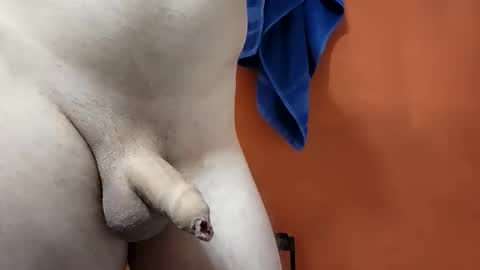 italianstallion69123 online show from April 20, 8:33 pm