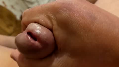 italianxsalami online show from May 17, 12:08 am