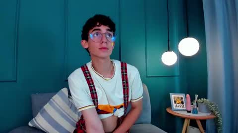 its_alejo online show from July 3, 1:50 pm