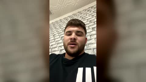 iurcupetru07 online show from December 18, 12:17 am