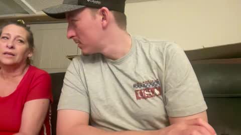 iwantyounow42069 online show from June 6, 1:33 am