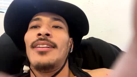 Snapshot of j0nnyk1ng chatting on February 21, 4:59 pm Mugen online show from February 21, 4:59 pm