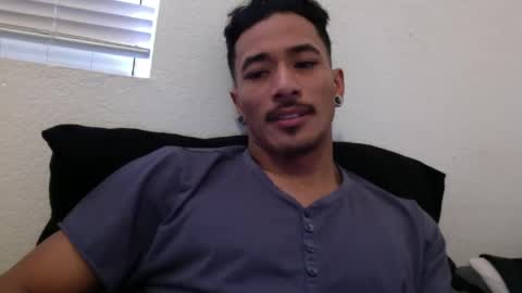 Snapshot of j0nnyk1ng chatting on March 10, 5:29 pm Mugen online show from March 10, 5:29 pm