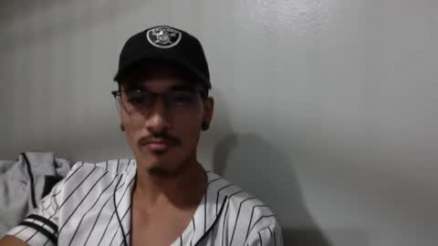 Snapshot of j0nnyk1ng chatting on October 16, 8:11 am Mugen online show from October 16, 8:11 am