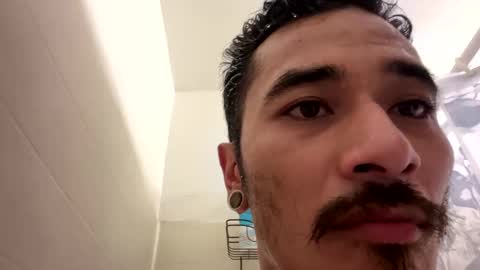 Snapshot of j0nnyk1ng chatting on January 1, 10:46 pm Mugen online show from January 1, 10:46 pm