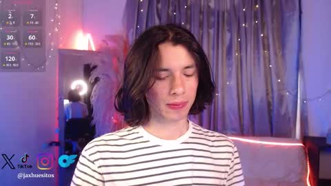 Hey im Jaxxxon check my info     online show from February 7, 12:23 pm