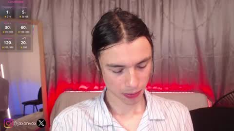 Hey im Jaxxxon check my info     online show from July 19, 11:27 am