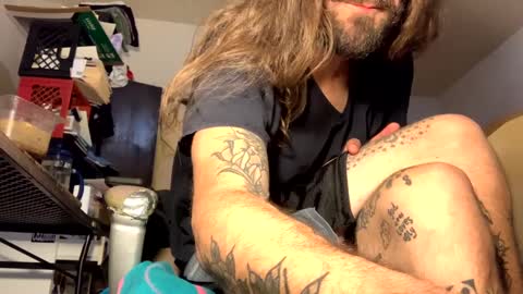 Snapshot of j_boogie_mane chatting on December 5, 12:08 am j boogie online show from December 5, 12:08 am