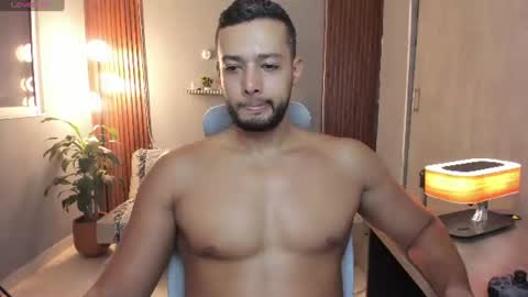 Calix  Independient model Insta and twt Calixsnake online show from June 21, 8:47 pm