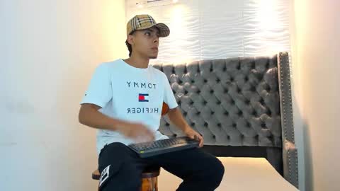 Jacoock online show from November 4, 3:40 am