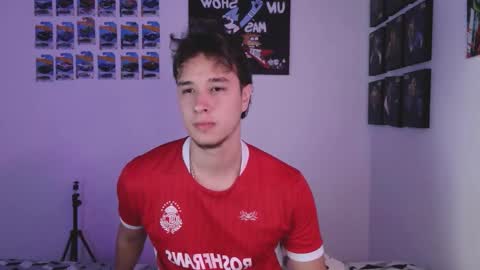 J online show from February 12, 8:42 am