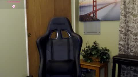 Michael online show from October 26, 3:30 am