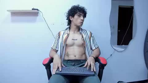 Jackes Taylor online show from September 19, 4:57 am