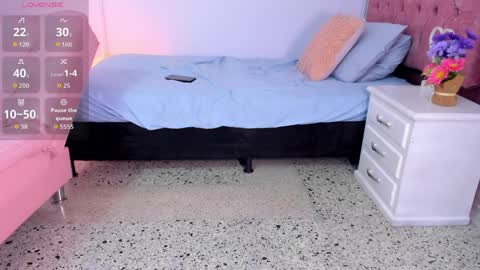 Jackk Russell  online show from April 9, 6:19 am