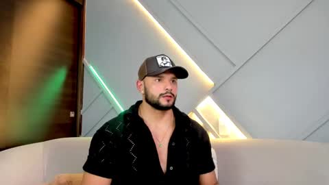 Jackson Wayne online show from February 11, 10:07 pm