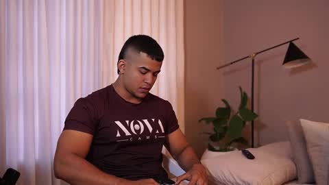 Jackson Bell online show from December 18, 1:51 pm