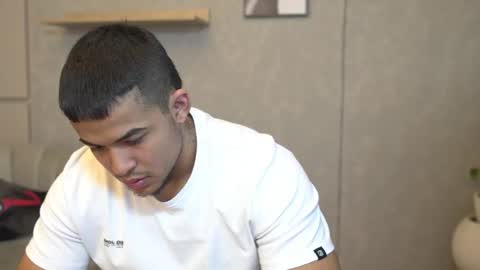 Jackson Bell online show from February 12, 2:45 pm