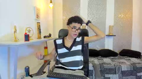 jacob_blackwell online show from November 19, 8:20 pm