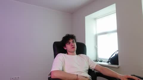 JACOB DEVON online show from March 8, 2:21 pm