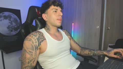 jacobb116 online show from October 30, 12:24 am